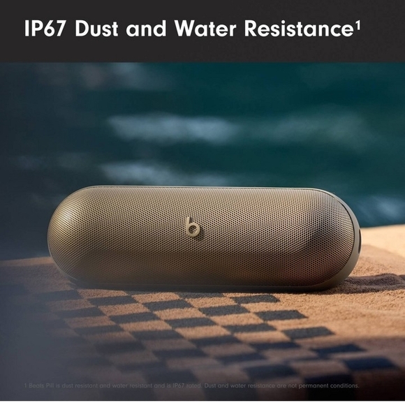 Beats by Dre Portable Speaker - Gold - Picture 4 of 10